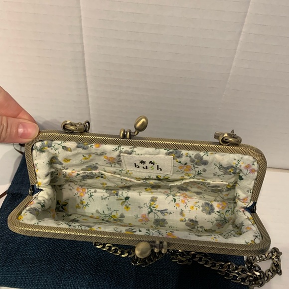 Bottega Veneta Costmatic Bag - Picture 4 of 9